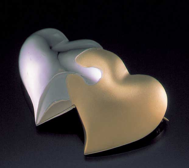 Submission by Barbara Westwood for the 1999 puzzle American Jewelry Design Council Project