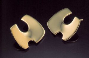 Submission by Diana Vincent for the 1999 puzzle American Jewelry Design Council Project