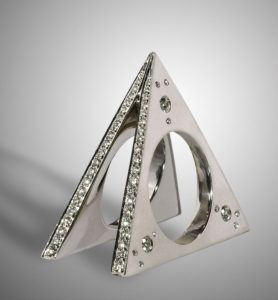 Submission by Mark Schneider for the 2005 pyramid American Jewelry Design Council Project